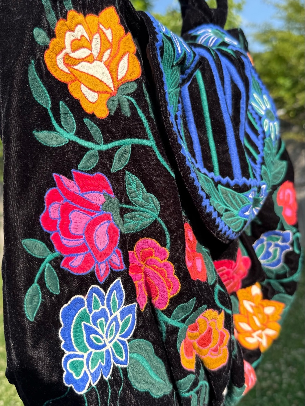 Zara Embroidered Floral Velvet Tote Bag - Black & Multicolor - Picture 4 of 7